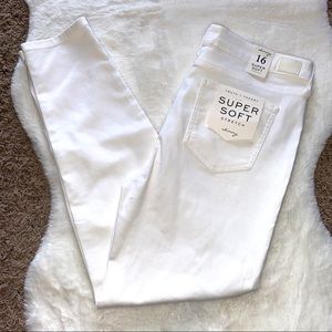 White Skinny Jeans